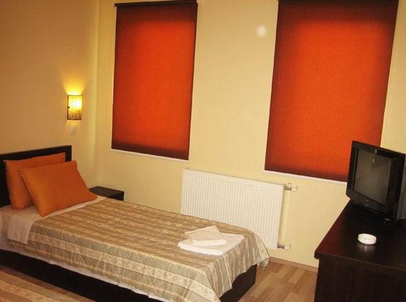 Hotel Aldi Cagllavice Cameră foto